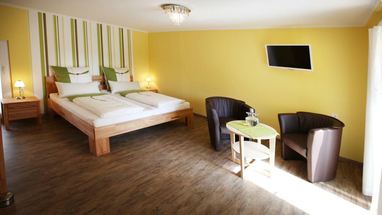 Gaestehaus Spatzennest Maikammer Esterno foto
